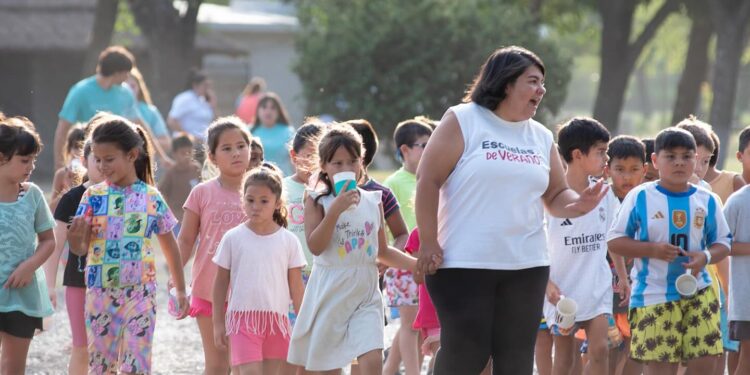 TIMBUES: CAMPAMENTO 2025 A PURA DIVERSIÓN EN EL POLI COMUNAL