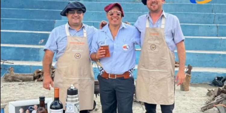 Las Rosas: DOS ROSENSES CAMPEONES EN CONCURSO NACIONAL DE ASADORES EN CATAMARCA