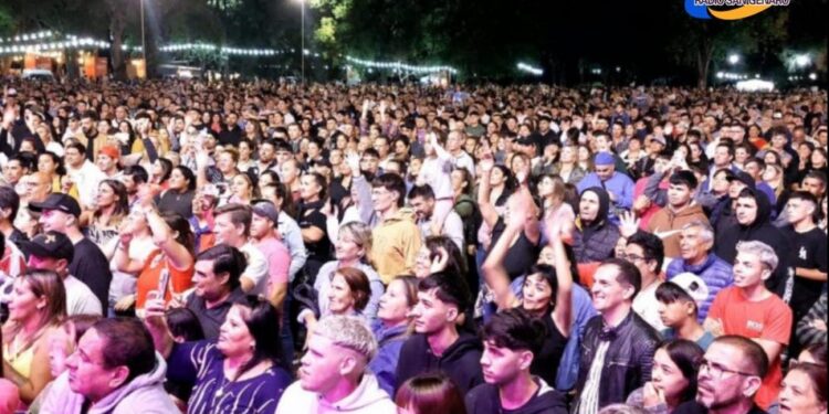 LAS CULTURAS CERRARON A PURO RITMO UNA EXITOSA EDICIÓN EN CARLOS PELLEGRINI