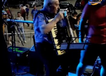 EL MAESTRO GALASSI VOLVIÓ A TOCAR SU ACORDEÓN CON EL ACLAMADO AMISTAD