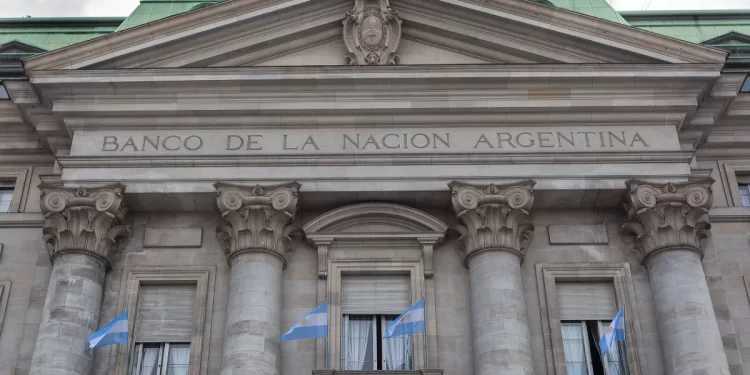 JAVIER MILEI FIRMÓ EL DECRETO QUE CONVIERTE AL BANCO NACIÓN EN SOCIEDAD ANÓNIMA