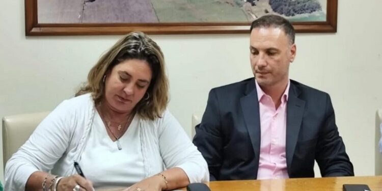 Cañada Rosquin: Convenio para el mejoramiento de la Red Interna de Agua Potable