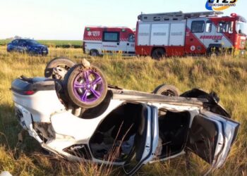 Carcaraña: ACCIDENTE EN AUTOPISTA. LESIONES LEVES A LAS INVOLUCRADAS