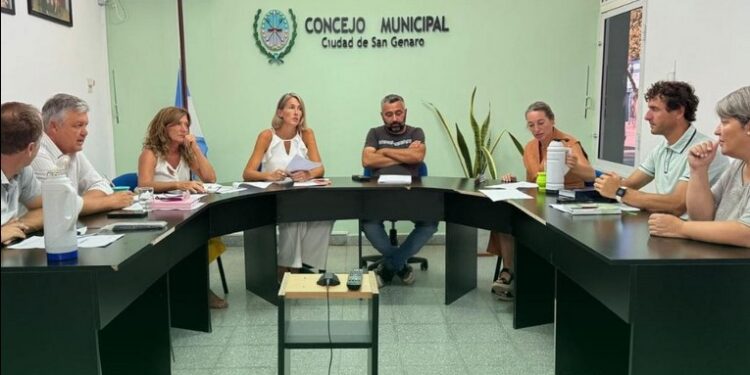 San Genaro: Reunión entre el Concejo Municipal y el Ejecutivo por el Fondo de Obras Menores 2025.
