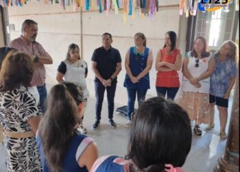 Coronda: Entrega de FANI para la Escuela Oroño