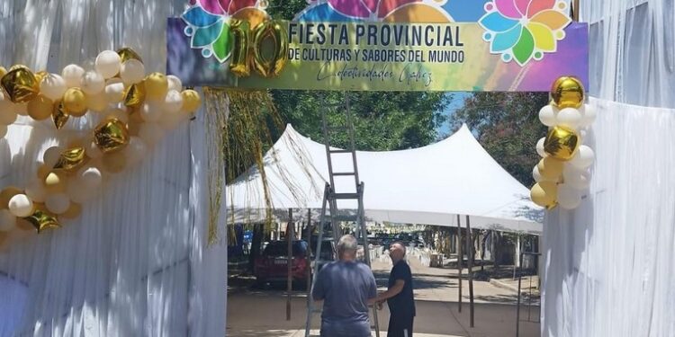 Galvez: Esta noche comienza la Décima edición de Colectividades