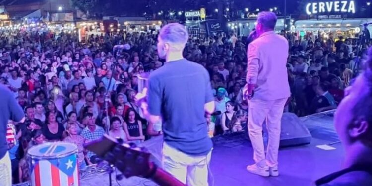 MÁS DE 40 MIL PERSONAS DISFRUTARON DE LA FIESTA DE LA CERVEZA EN EL TREBOL