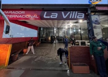 Totoras: INCENDIO EN EL PARADOR DE RUTA 34