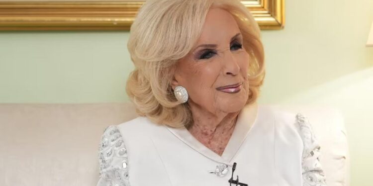 ¡MIRTHA LEGRAND CUMPLE 98 AÑOS!