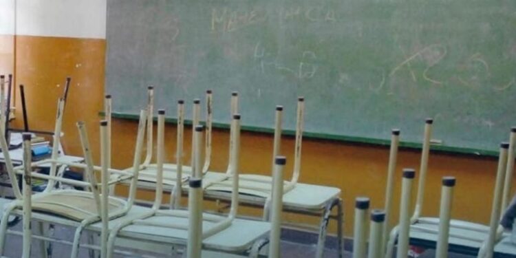 ANUNCIO DE LA CGT: PARO NACIONAL DOCENTE PARA EL LUNES