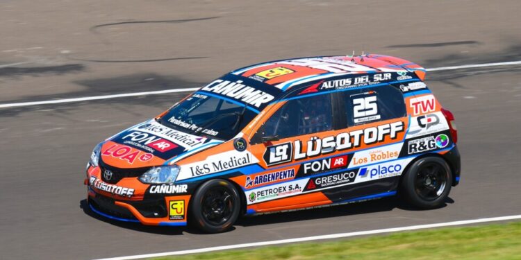 Renzo Blotta ganó en la apertura del campeonato de la Clase 2 del Turismo Nacional