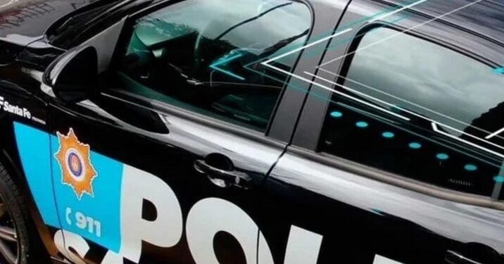 Dos sujetos armados con cuchillos generaron una masiva pelea y atacaron al personal policial en un club hípico de Díaz