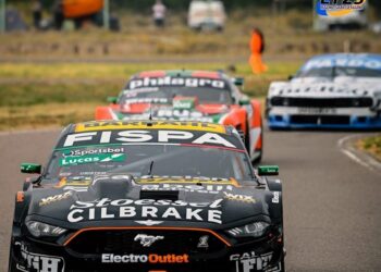 EL TURISMO CARRETERA SE PONE EN MARCHA EN VIEDMA