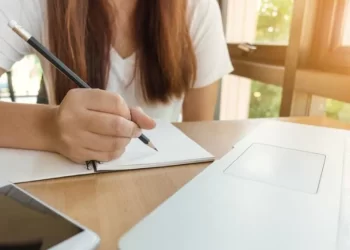 TIMBÚES: ABRIÓ LA INSCRIPCIÓN PARA LAS BECAS EDUCATIVAS EDUCAR Y ACOMPAÑAR 2025