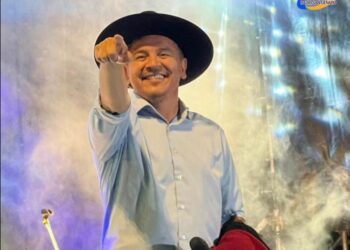 CHRISTIAN HERRERA SE CONSAGRÓ EN EL FESTIVAL DE FOLKLORE DE COSQUÍN 2025