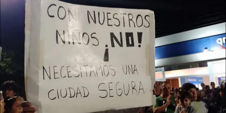 Marcha «Gálvez no se calla»: vecinos exigen justicia y mayor seguridad