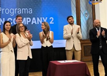 Empresas galvenses participaron de la firma de convenios del programa In Company 2