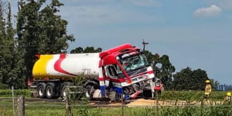San Genaro: Accidente entre tres camiones en Ruta 34 frente al Gauchito Gil