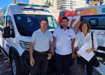 Totoras: LLEGA UNA NUEVA AMBULANCIA Y UN MINIBUS DE TRASLADO PARA EL SAMCO