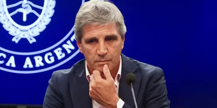 Caputo confirmó que el acuerdo con el FMI será por US$20.000 millones