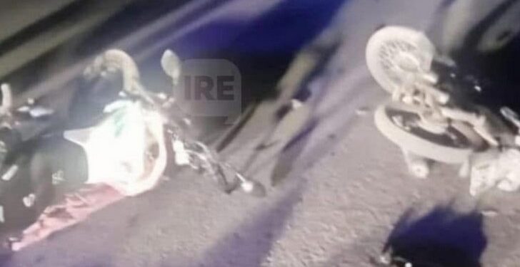 Una joven está en estado crítico tras un fuerte choque entre motos a la altura del frigorífico en Maciel