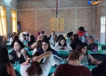 Clason: ALMUERZO POR EL «DIA DE LA MUJER»