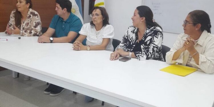 Coronda: PRESENTARON EL CONSULTORIO MULTIPUERTAS DEL HOSPITAL