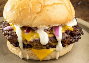 UNA HAMBURGUESA ARGENTINA GANO EL PREMIO A LA MEJOR HAMBURGUESA EN EEUU