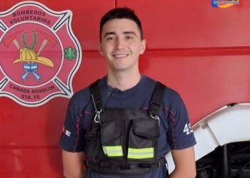 Jóven Bombero de Cañada Rosquín se suma al combate de los incendios forestales en Neuquén