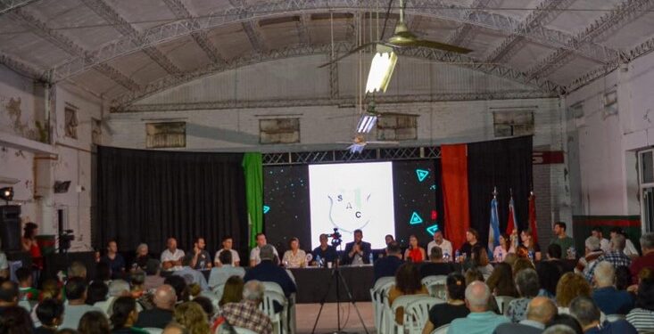 SPORTIVO LAS PAREJAS REALIZÓ LA ASAMBLEA Y PRESENTÓ EL PROYECTO DEL NUEVO GIMNASIO