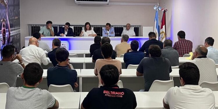 La Liga Cañadense de Fútbol inauguró su nuevo salón de asambleas