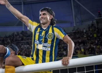 MALCORRA: «NO MATEN EL FOLCLORE DEL FÚTBOL ARGENTINO»