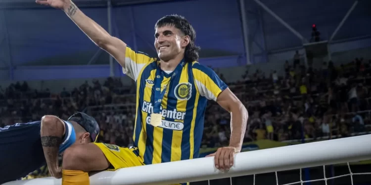 MALCORRA: «NO MATEN EL FOLCLORE DEL FÚTBOL ARGENTINO»