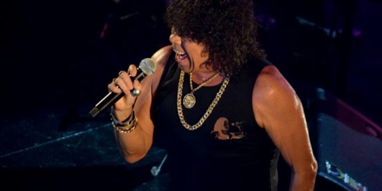 NOCHE HISTÓRICA: LA MONA JIMENEZ VOLVIÓ AL SARGENTO EN CÓRDOBA