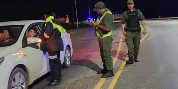 Operativo de Control Estratégico anoche el Cruce de Ruta Provincial 10 y Acceso Norte de Galvez