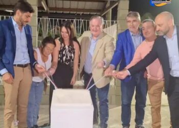 Pullaro inauguró en Ambrosetti la nueva ciclovía y la finalización de 11 cuadras de pavimento