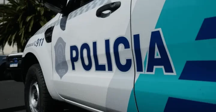 Las Parejas: TAPARON LA CÁMARA CON ROPA Y ROBARON TRES MILLONES DE PESOS