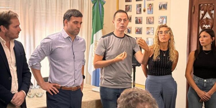 Rasetto impulsa modernización y desarrollo en Iriondo