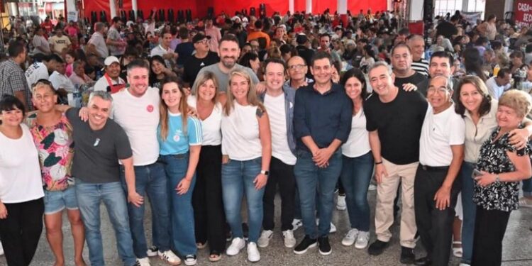 EL SOCIALISMO CONVOCÓ A INVOLUCRARSE EN LA REFORMA CONSTITUCIONAL QUE “DEFINIRÁ EL FUTURO DE SANTA FE”