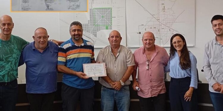 Totoras: El Concejo reconoció a Canal 4 de la Ciudad por sus 40 años de trayectoria