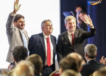 Región Centro: fuerte pronunciamiento de Pullaro, Llaryora y Frigerio por obras públicas, por el federalismo y contra las retenciones