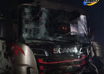 Armstrong: Choque de camiones por alcance en Autopista Córdoba – Rosario