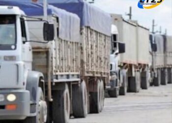 Congestión de vehículos en Autopista Rosario -SantaFe y Ruta 11