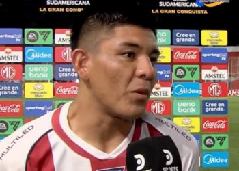 «ME QUEDÓ UNA Y LA MANDÉ A GUARDAR.» Diego Armando Díaz, el héroe de Unión en Santa Fe en el triunfazo ante Cruzeiro.