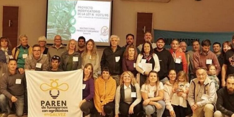 EL MOVIMIENTO PAREN DE FUMIGARNOS REALIZÓ SU PLENARIO PARA LA REGIÓN CENTRO EN GÁLVEZ