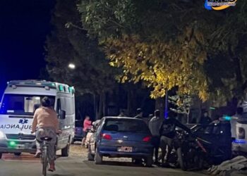 LAS ROSAS: UNA PELEA ENTRE VECINOS TERMINÓ CON UN JOVEN INTERNADO