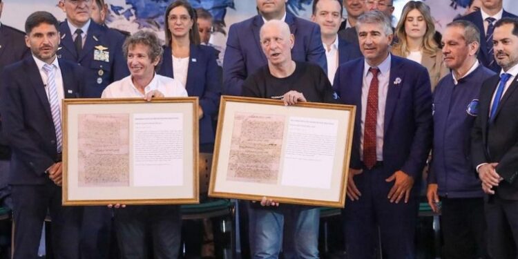 El gobernador Maximiliano Pullaro encabezó este miércoles en Reconquista el acto en conmemoración del Día del Veterano y los Caídos en la Guerra de Malvinas