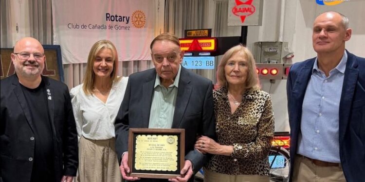 Rotary Club de Cañada de Gómez reconoció con la distinción “Rueda de Oro” a la empresa Juan J. Baiml S.A