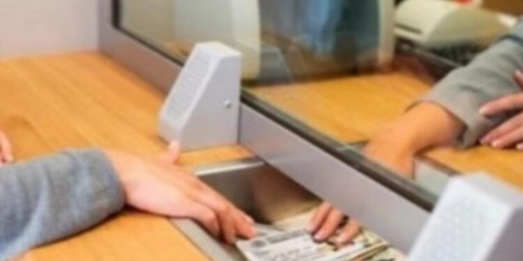 BANCARIOS OBTUVIERON UN NUEVO INCREMENTO Y EL SALARIO BÁSICO SERÁ DE CASI 1.8 MILLONES DE PESOS