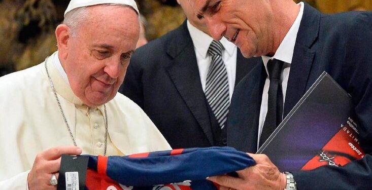Debido al fallecimiento del papa Francisco, la Asociación del Fútbol Argentino decidió suspender los partidos de todas las categorías del fútbol argentino.